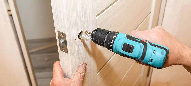 Old Door Knob Repair in Mississauga, Ontario