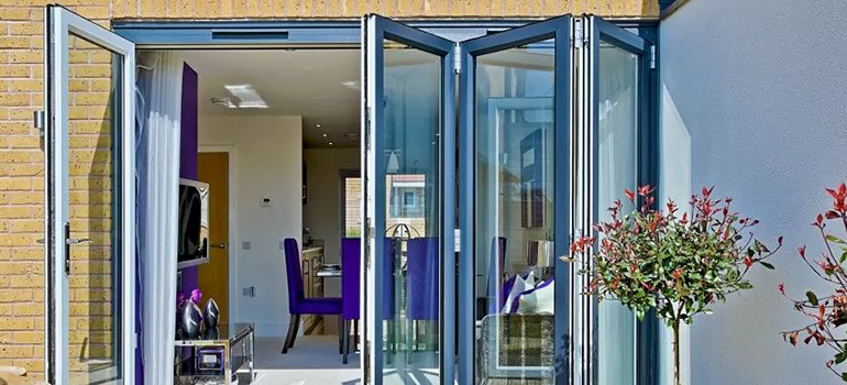 Bifold Door Repairs Near Me in Mississauga, Ontario