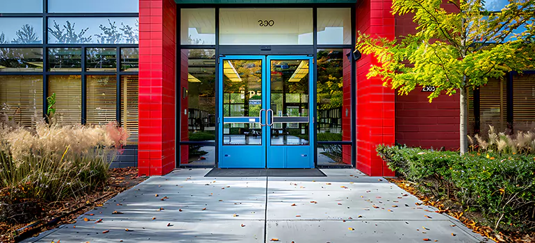 Roll Up Storefront Doors in Mississauga, ON