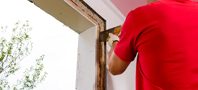 Residential Accordion Door Repair in Mississauga, Ontario