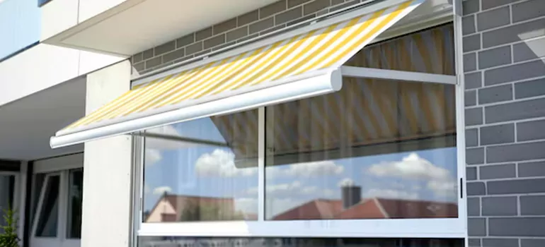 Awning Window Maintenance in Mississauga, ON