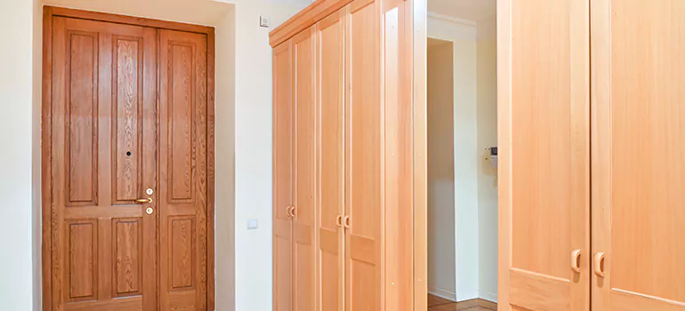 Glass Closet Door Repair in Mississauga, Ontario