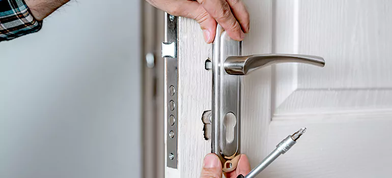 Front Door Knob Repair in Mississauga, ON