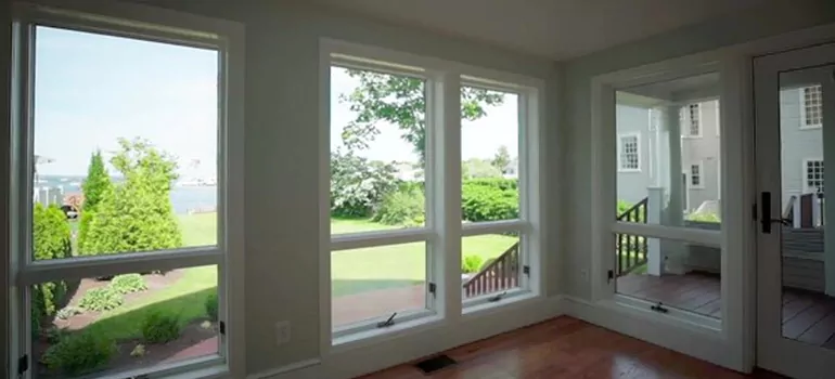 Double-hung Window Repair in Mississauga, ON